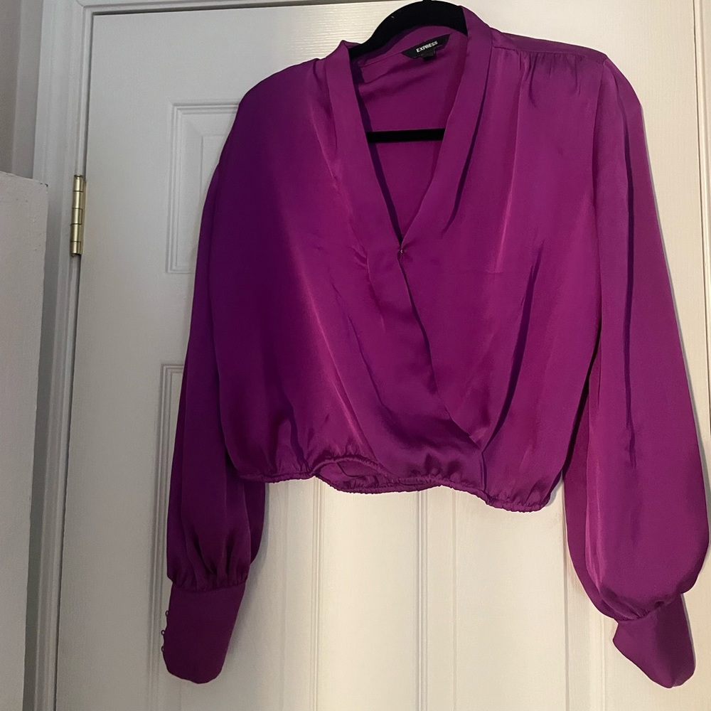 Beautiful color, worn once